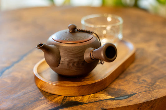 Teapot with calligraphy-small 150ml