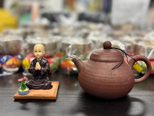 Teapot with Golden Sand